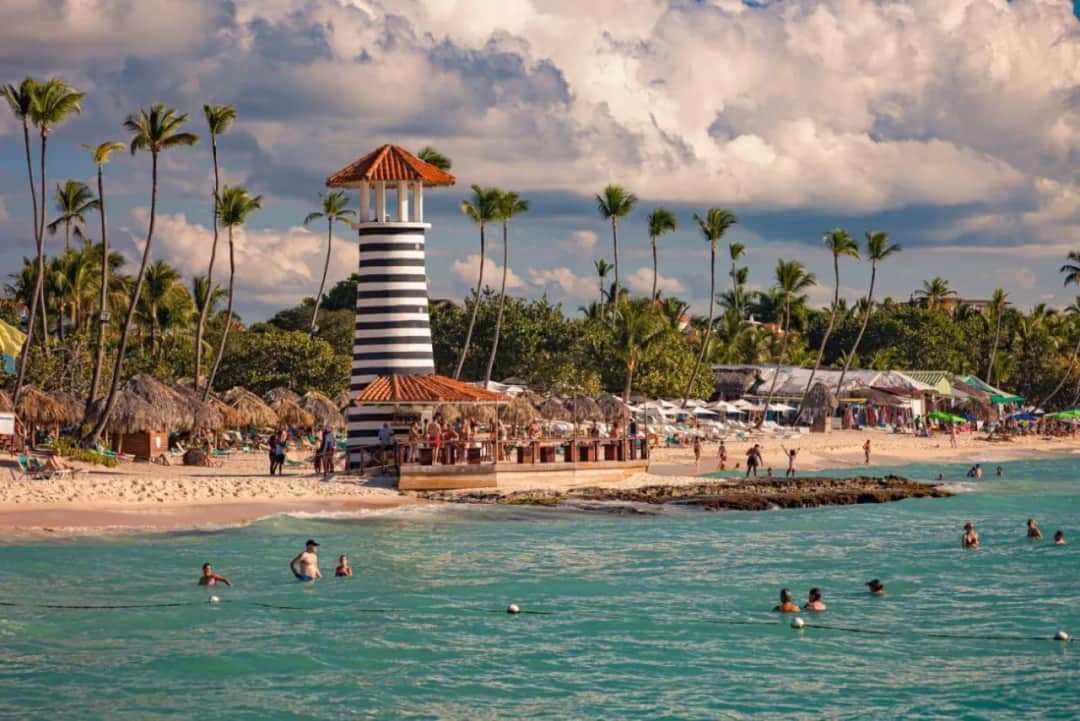 Co warto przywieźć z Dominikany – najlepsze pamiątki i lokalne skarby