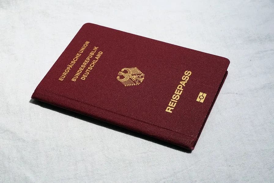 Czy do Berlina potrzebny jest paszport? Sprawdź wymagania podróżne