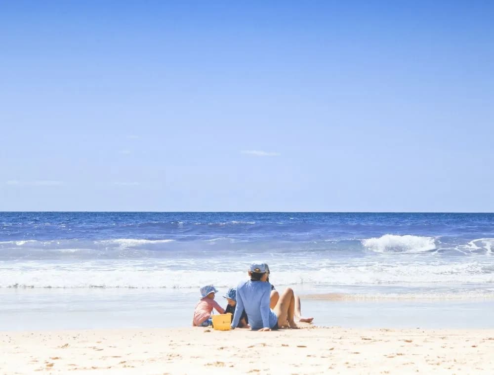 Ciepłe kraje w lutym – gdzie uciec przed zimnem i cieszyć się słońcem