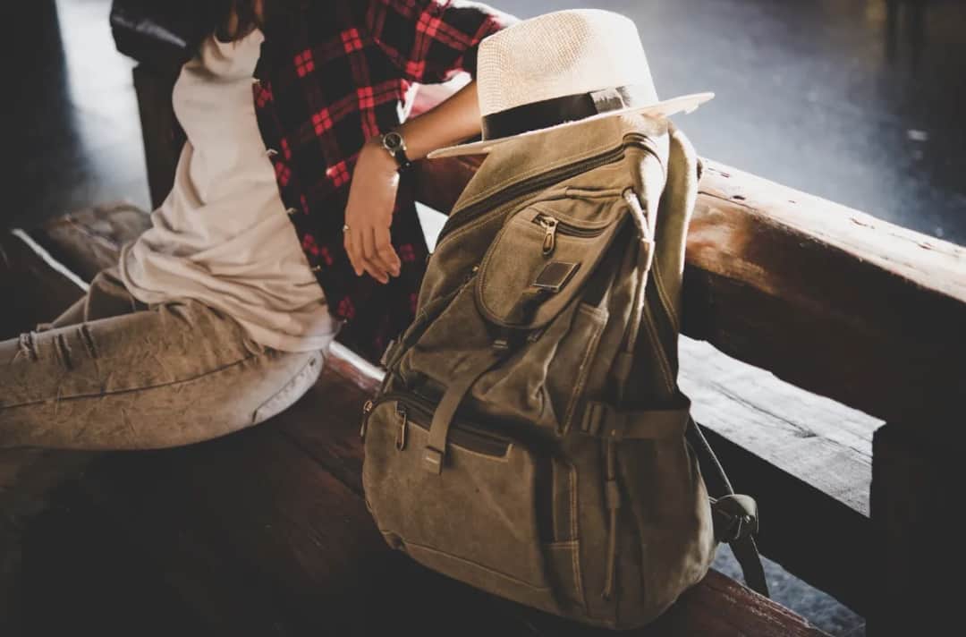 Walizka czy plecak – co lepiej pasuje do różnych rodzajów podróży