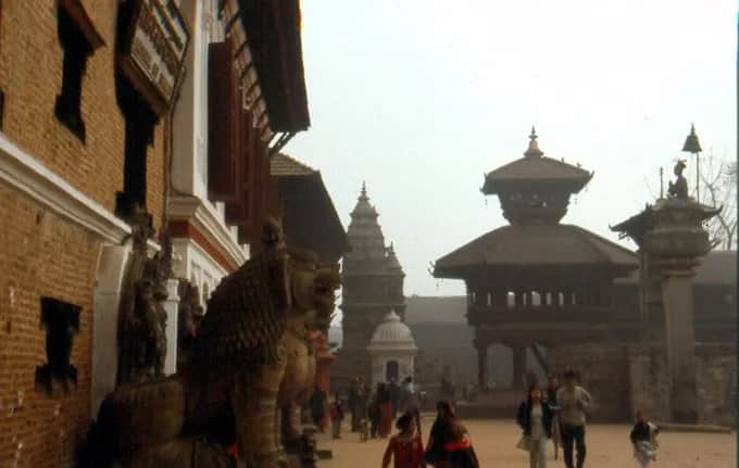 Nepal kiedy jechać: odkryj najlepsze miesiące na trekking i przygodę