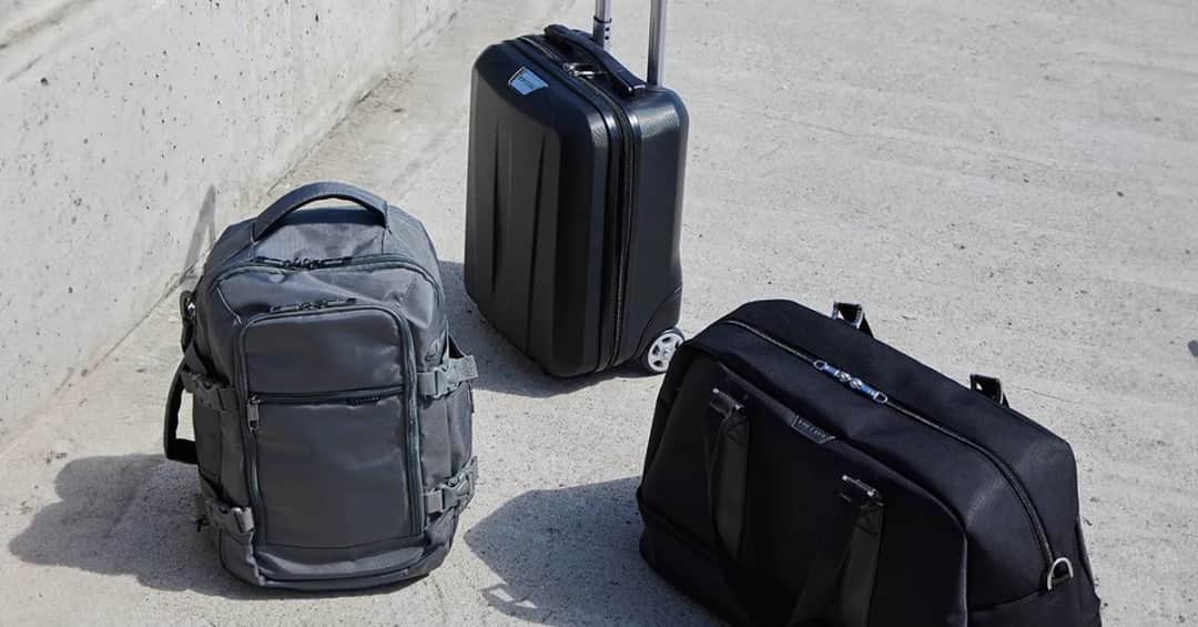 Ile można mieć płynów w bagażu podręcznym? Oto kluczowe zasady